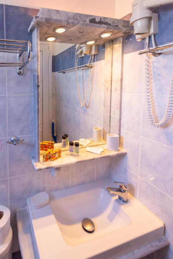 אלפוניסוס Voula Resort מראה חיצוני תמונה