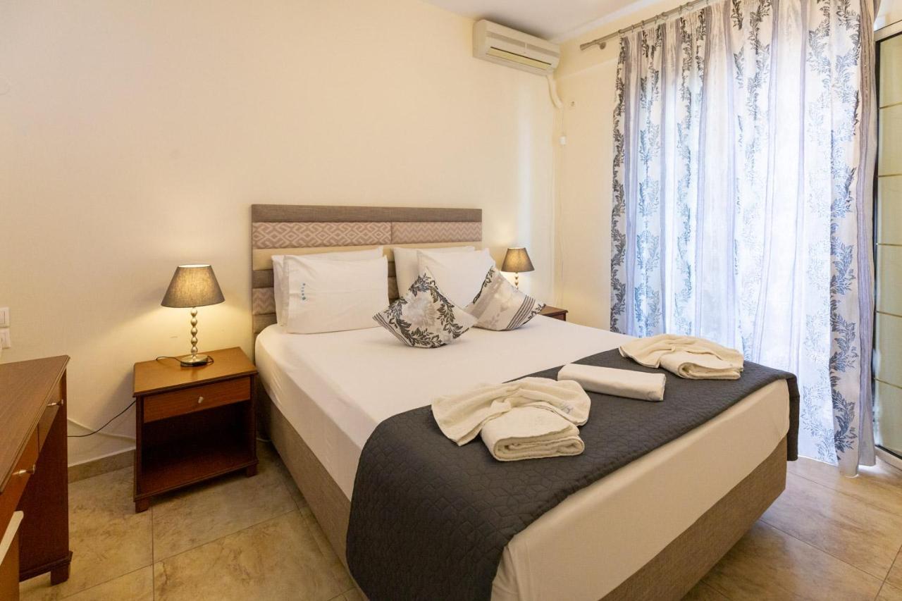 אלפוניסוס Voula Resort מראה חיצוני תמונה